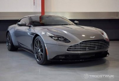 Aston Martin DB11 Coupe 5.2L V12 personenauto (2018)